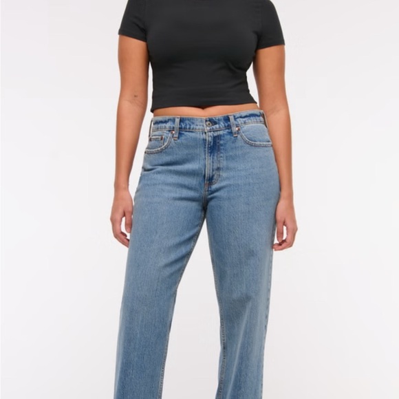 Abercrombie & Fitch Jean - Picture 1 of 7